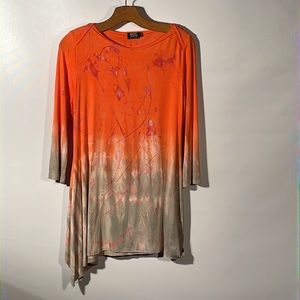 Art of Cloth super soft flowing tunic, asymmetric hem